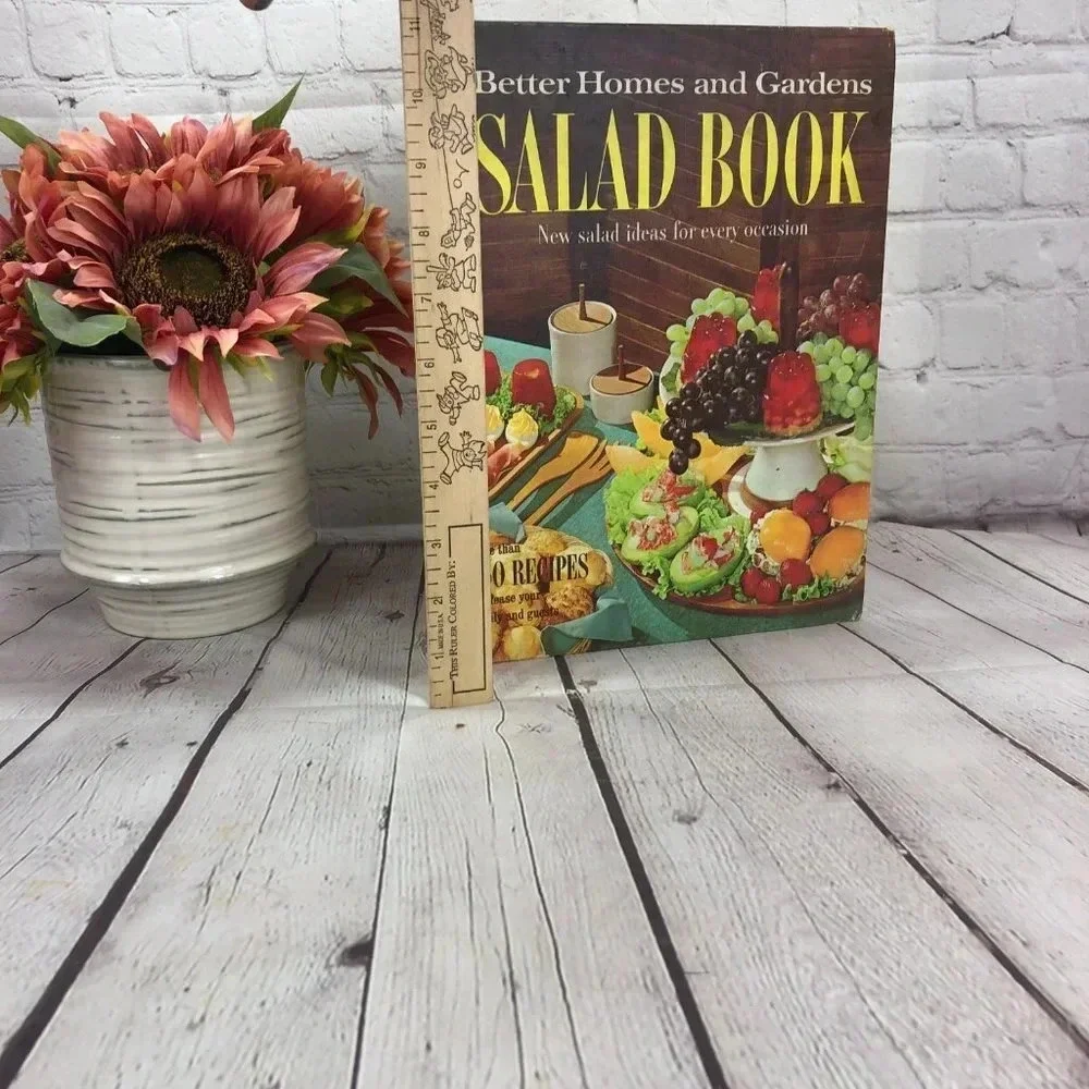 vintage better homes and gardens cookbook salad book 1968